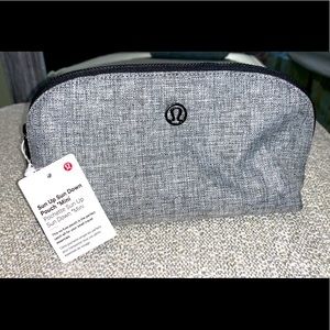 lululemon makeup bag